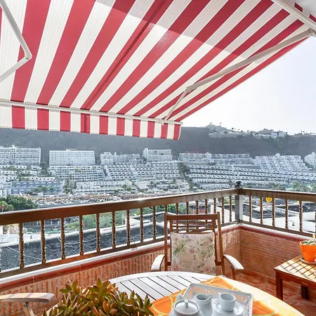 Vakantiehuis Flores With View