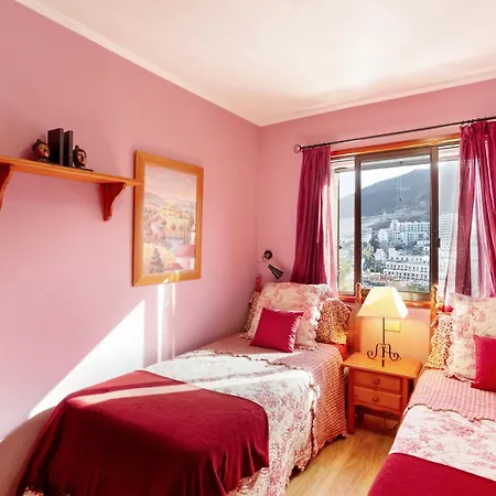 Vakantiehuis Flores With View